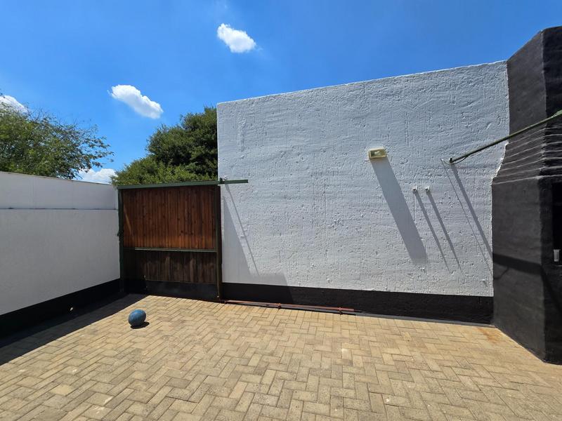 2 Bedroom Property for Sale in Vaalpark Free State